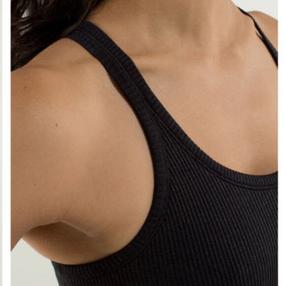 Lululemon Ebb to Street Tank sz 4 Black - Picture 6 of 8
